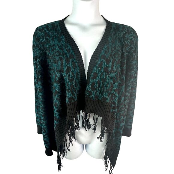 Romeo & Juliet Couture Emerald Black Cheetah Knit Swing Cardigan M Fringed NWT - Picture 1 of 13